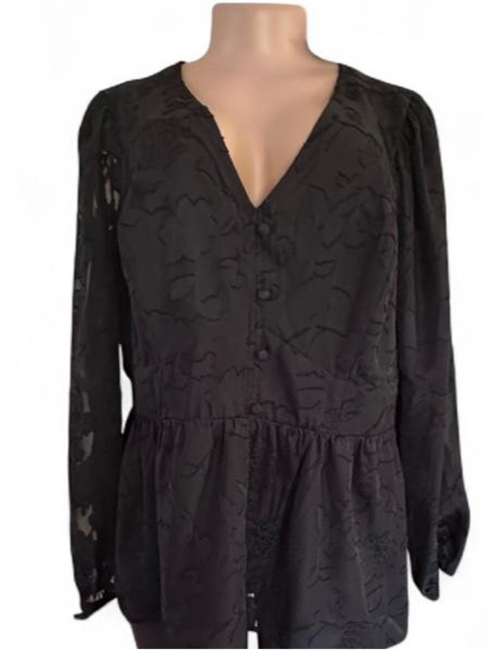 torrid Black Jacquard V‑Neck Peplum Blouse